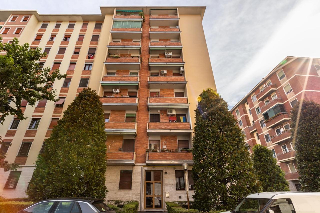 Rosselli 13 Milan Apartment Екстериор снимка