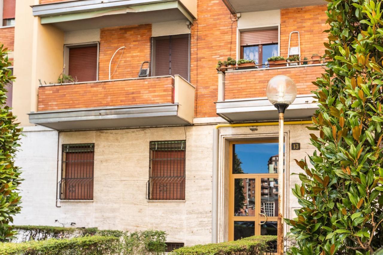 Rosselli 13 Milan Apartment Екстериор снимка